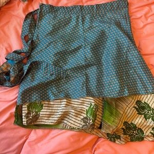 Floral Patterned Mini Skirt